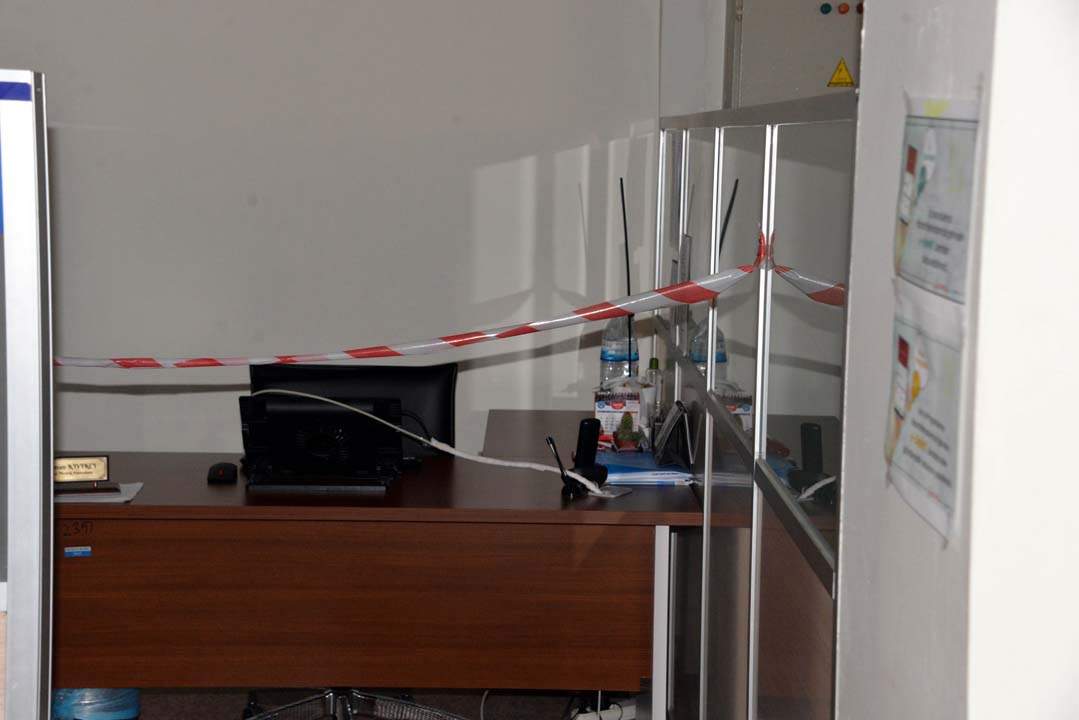 İşe geldi testinin pozitif olduğunu öğrendi! 4 kişi karantinaya alındı