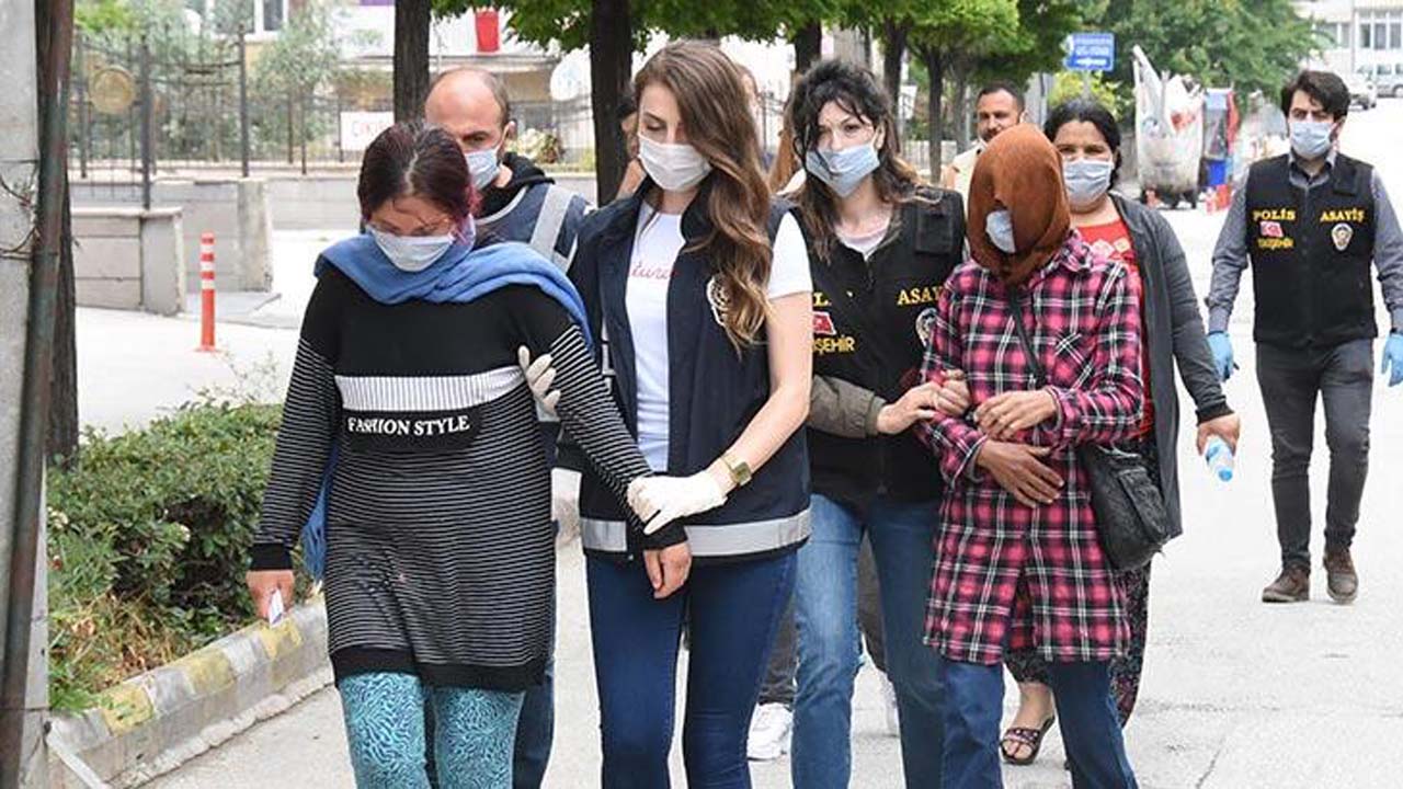 Toplamda 97 suç kaydı olan 3 kadın yakalandı!