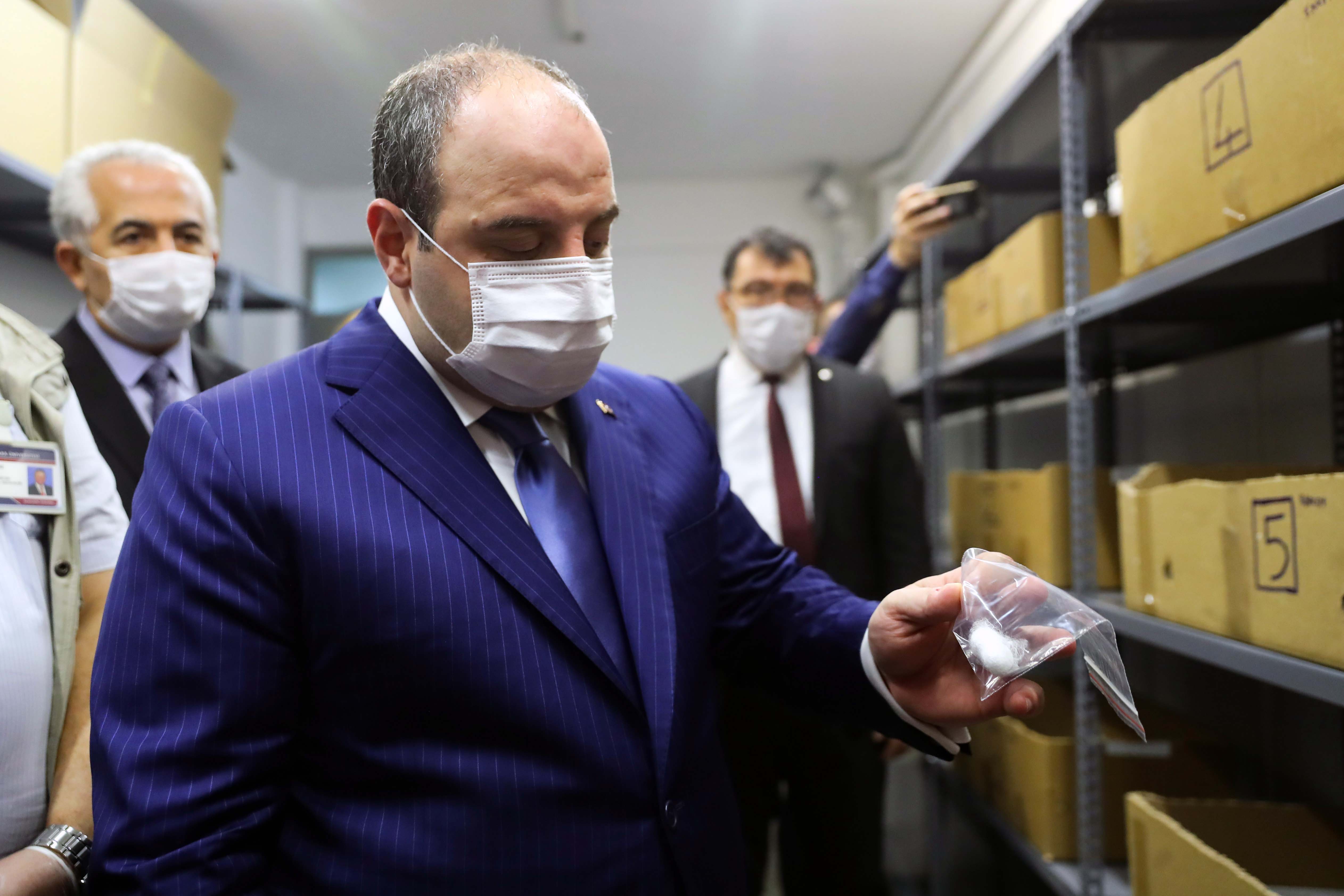 Bakan Varank Kovid-19 ilacı için konuştu: Hayvan deneyleri başlıyor