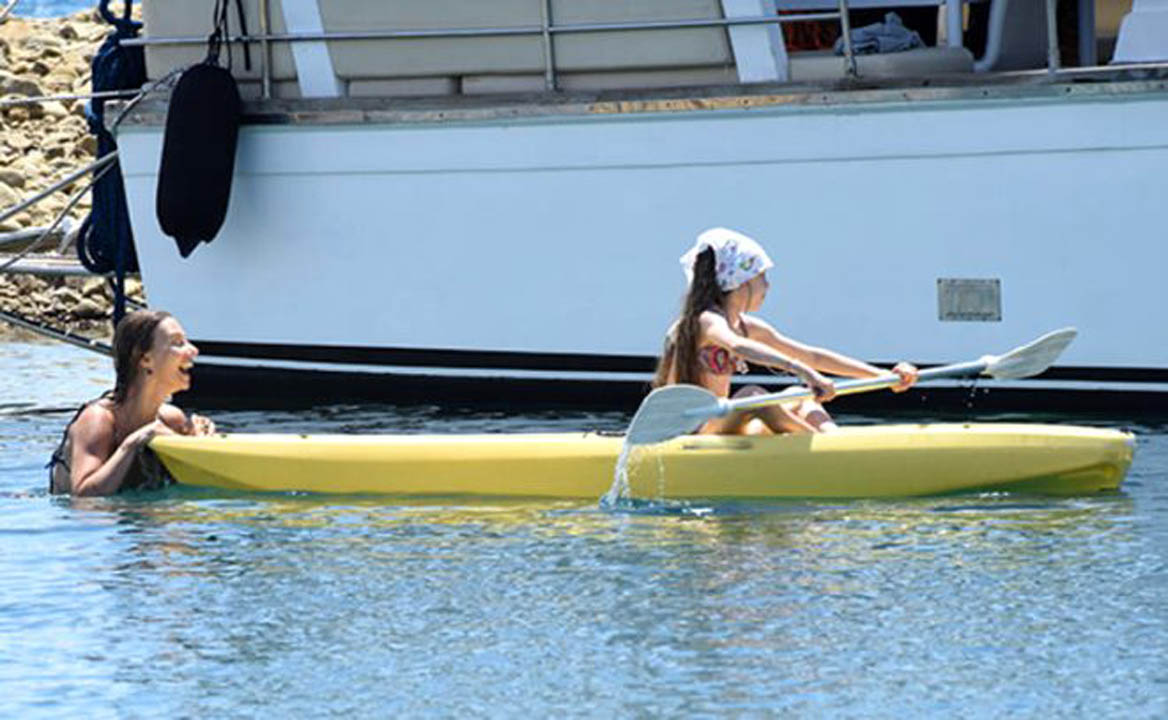 Tuba Ünsal fit görüntüsüyle zamana meydan okudu!