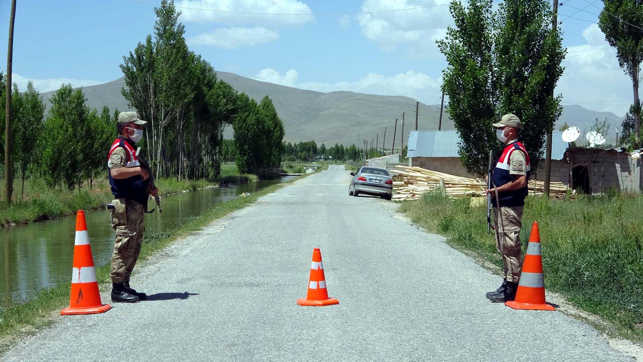 Van'da akraba ziyaretine koronavirüs şoku! 2 bin 250 kişi karantinada