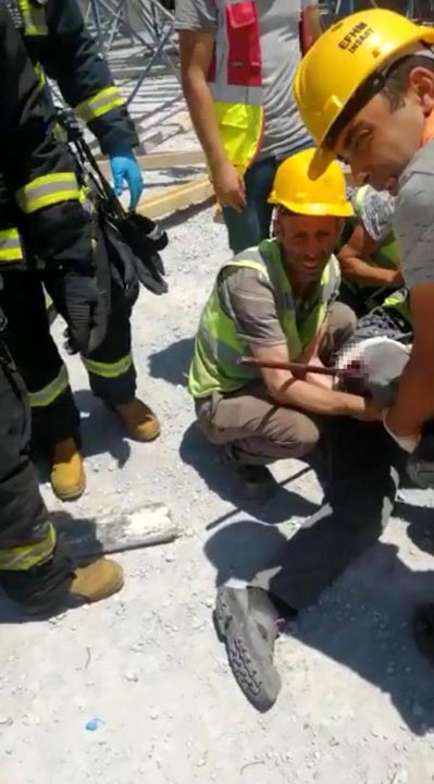 İşçinin üzerine düştüğü demir ok gibi saplandı