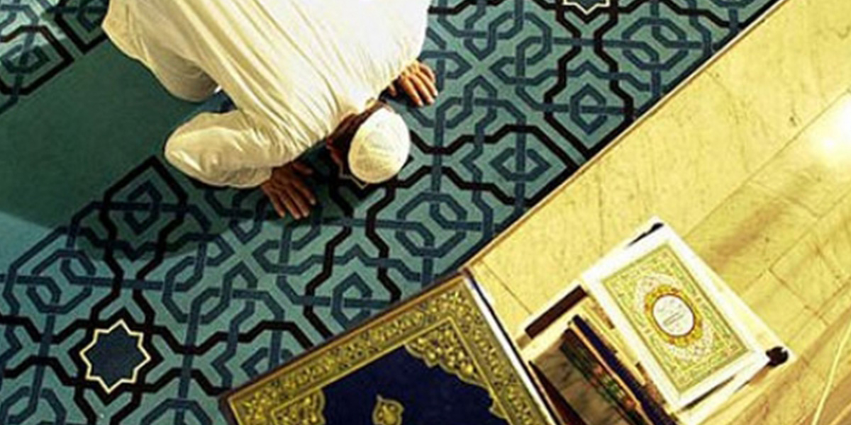 Ali Erbaş: Yarın itibarıyla camileri sabah, akşam ve yatsı vakitlerinde cemaatle namaza açıyoruz