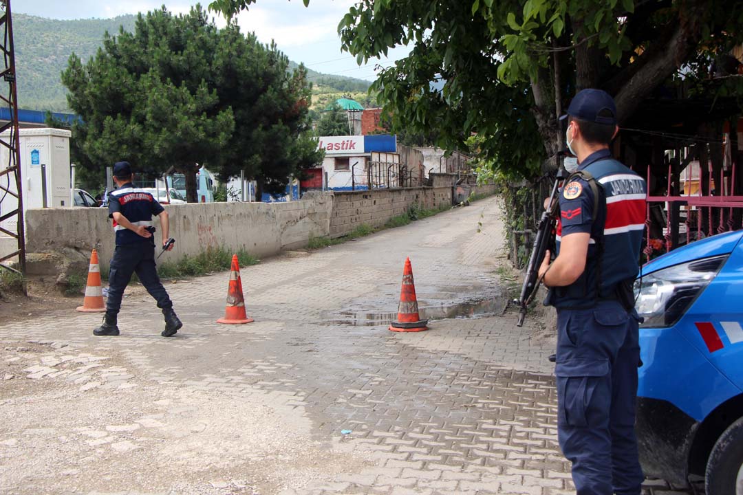Karabük'te vaka sayısı yüzde 80 arttı! 3 bin nüfuslu köy karantinaya alındı