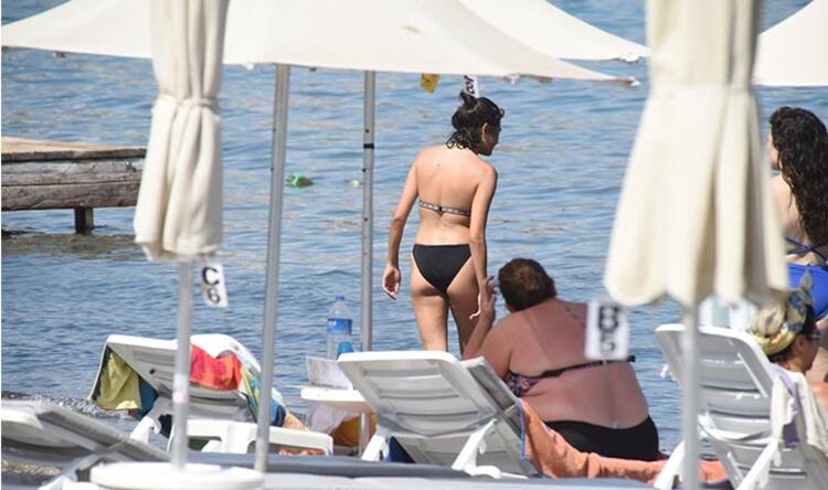 Aybüke Pusat halk pajında çekilen bikinili görüntülerini sildirmeye çalıştı!