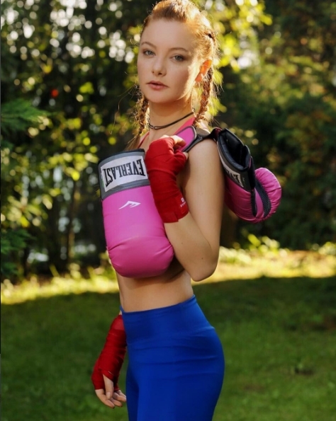 Adını Feriha Koydum dizisinin Cansu'su Sedef Şahin'in makyajsız hali gündem oldu!