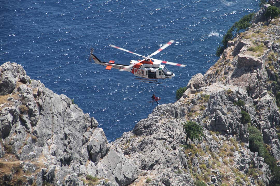 Antalya'da kaybolan 25 yaşındaki gençten acı haber! Kayalık alanda ölü bulundu