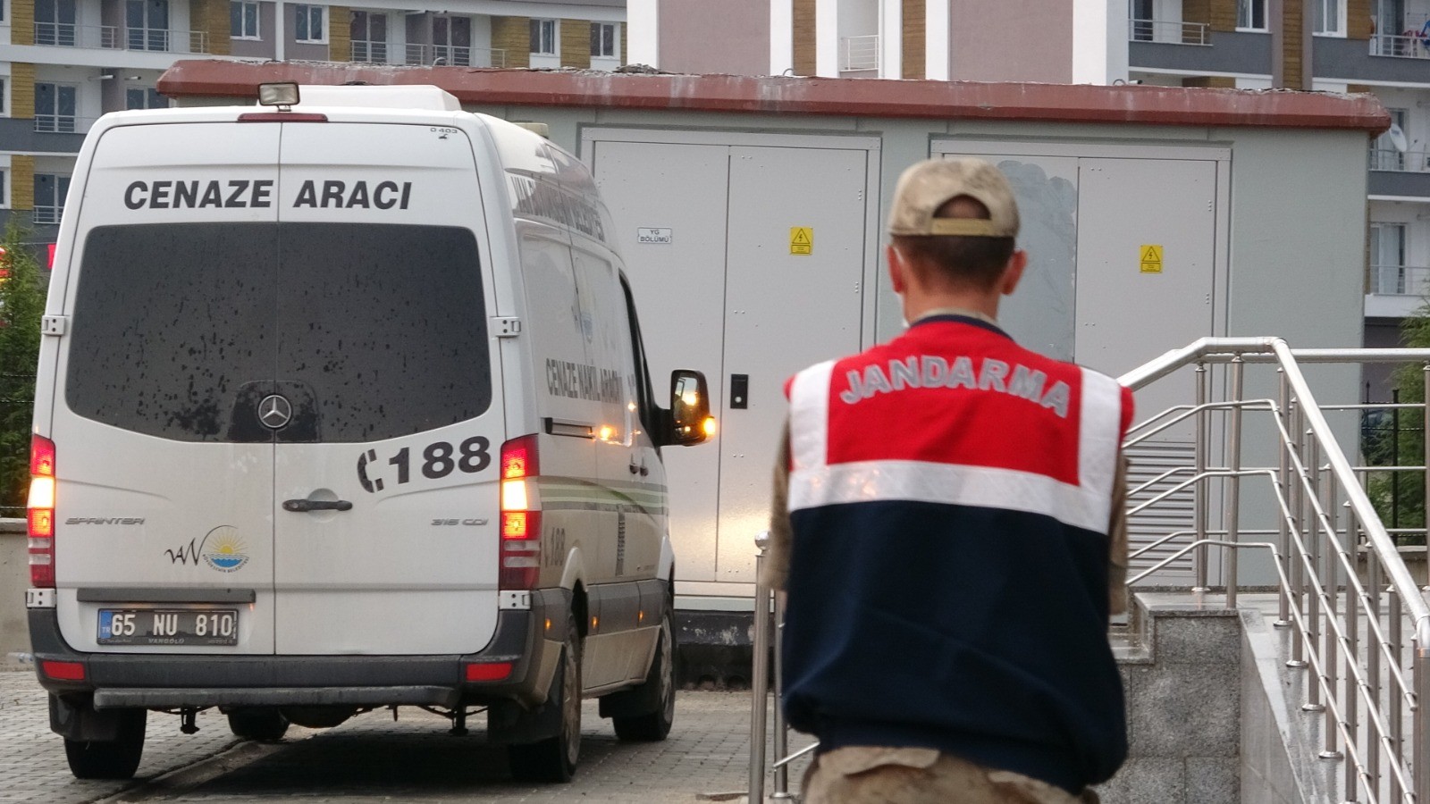 Bakan Soylu acı haberi verdi! Van'da göçmenlerin bulunduğu tekne battı