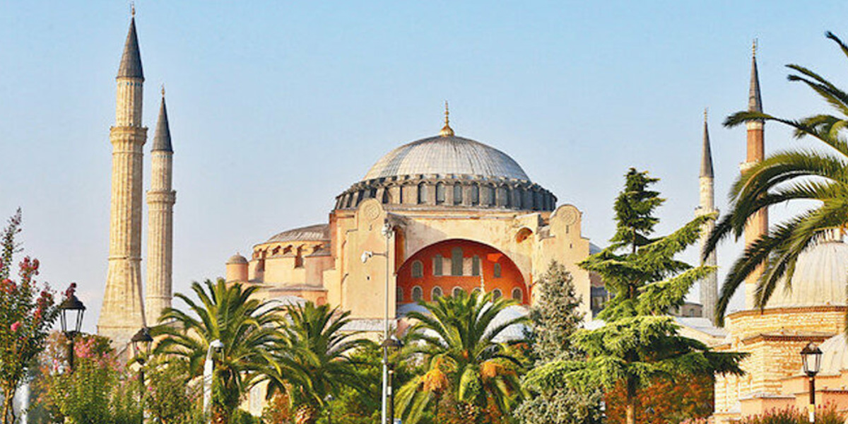 ABD'den Ayasofya ile ilgili çağrı: Müze olarak kalmalı