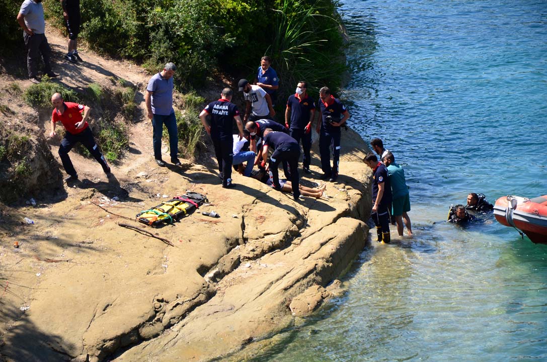 Boğulan gencin arkadaşından yürekleri burkan feryat: ''Ne olur ona bir şey olmasın''