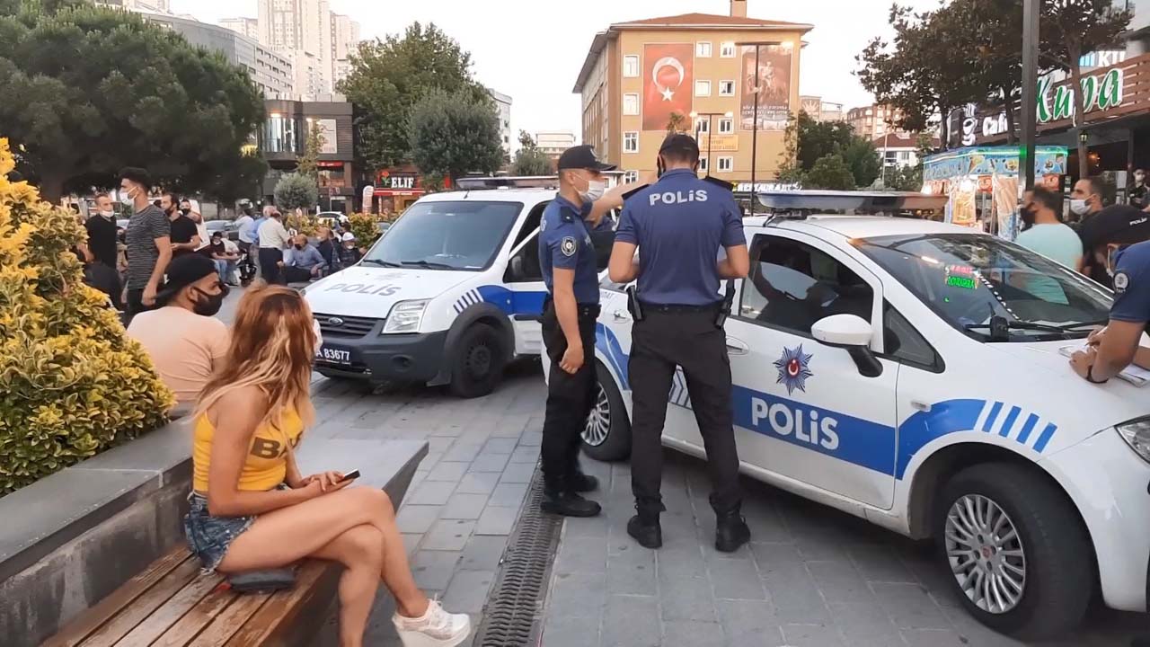Esenyurt'taki denetimlerde maske takmayan kadın cezadan kaçamadı!