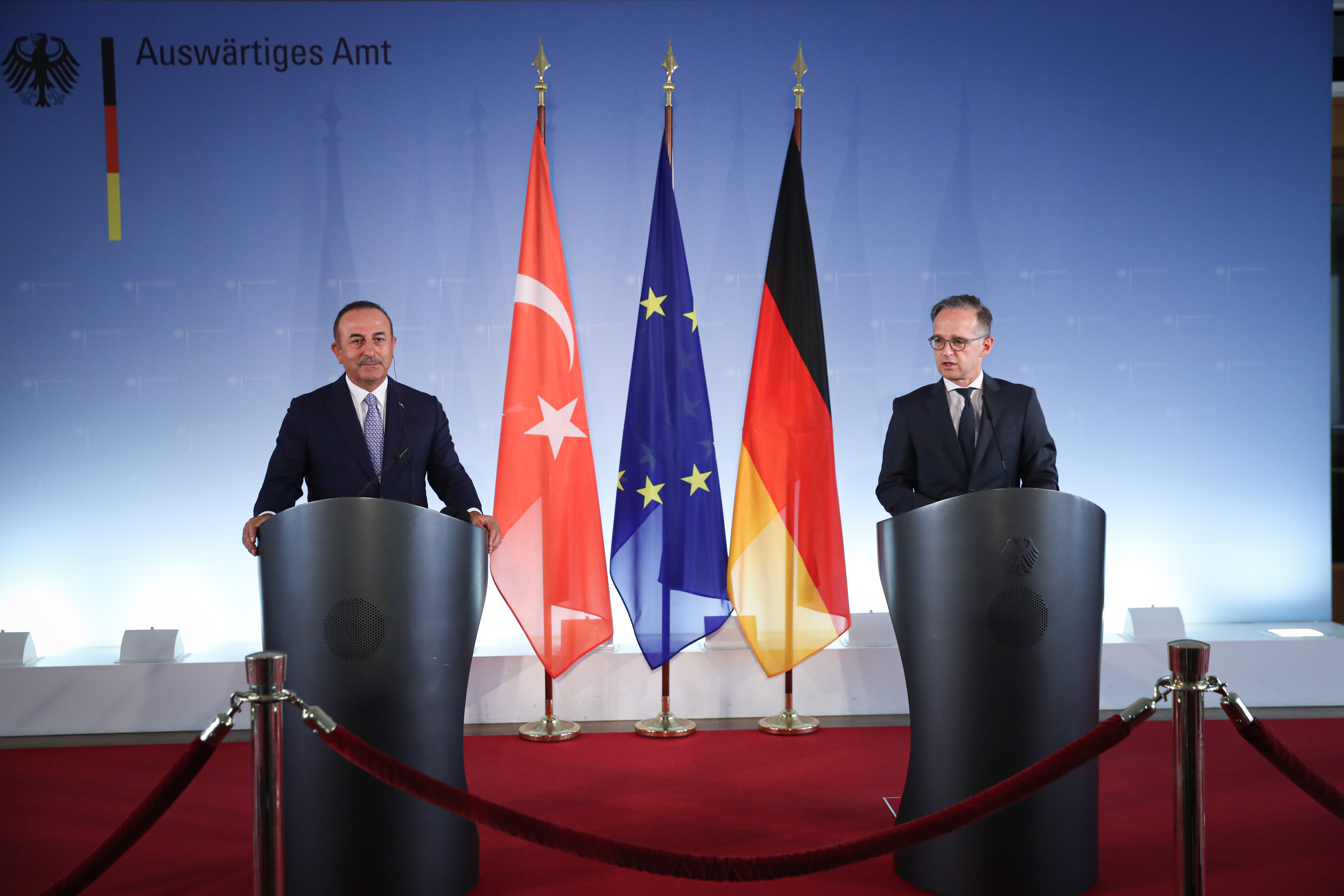 Çavuşoğlu'ndan turizm diplomasisi: Alman dostlarımız Türkiye'ye gelmek istiyor