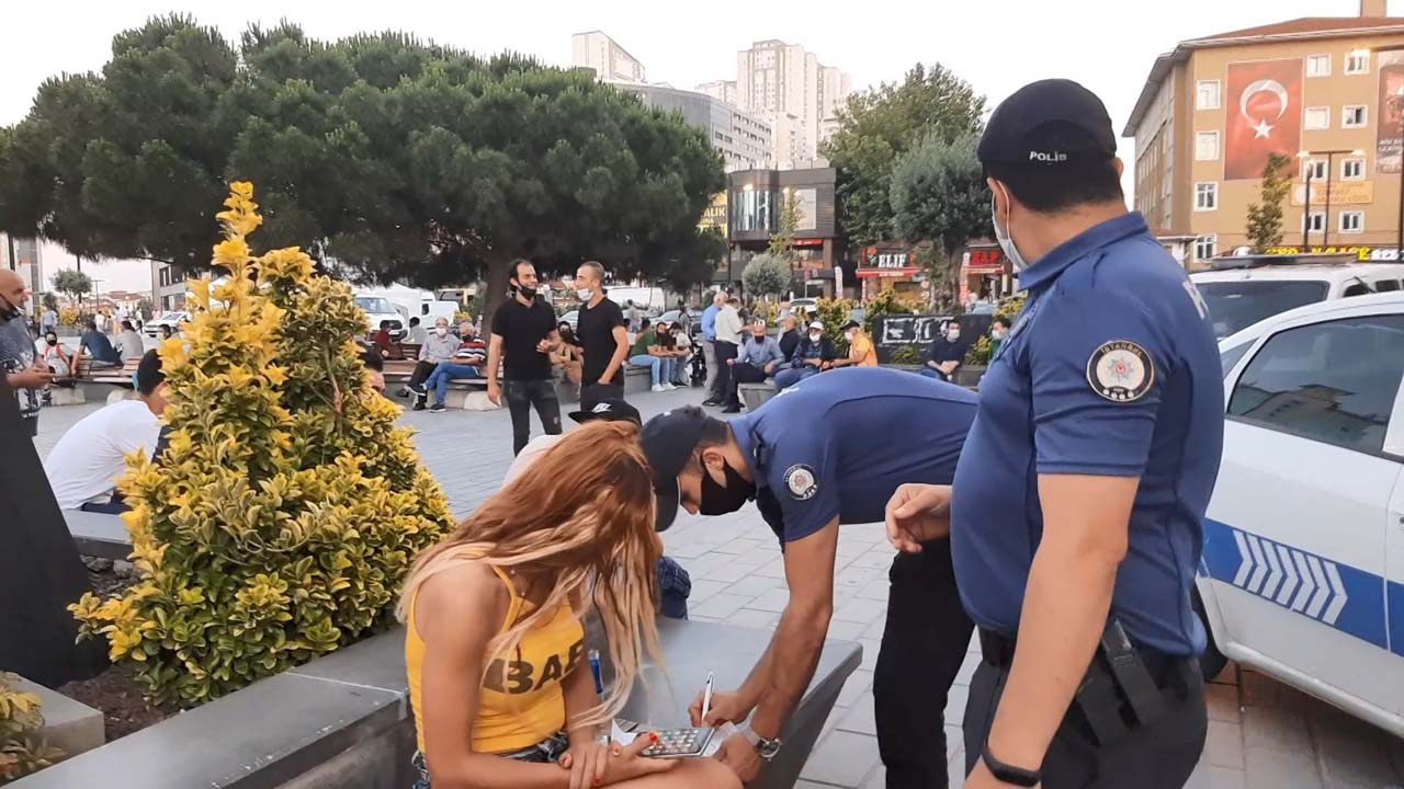 Esenyurt'taki denetimlerde maske takmayan kadın cezadan kaçamadı!