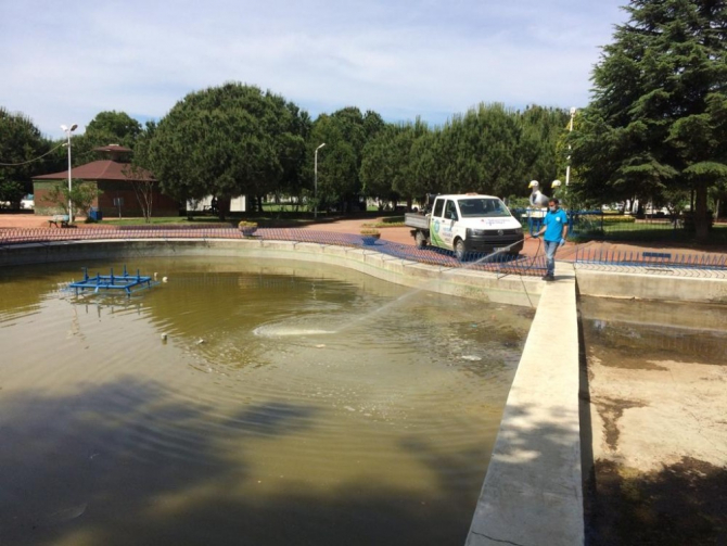 Şehrin her noktası ilaçlanıyor