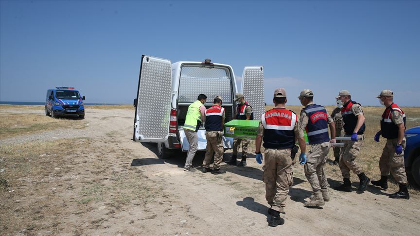 Van Gölü'nde bir kişinin daha cesedine ulaşıldı: Ölü sayısı 8'e yükseldi