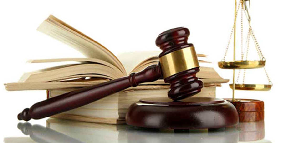 Müdür memurenin kalçasına dokundu, Yargıtay 'Müdür babacan tavır sergilemiştir' dedi