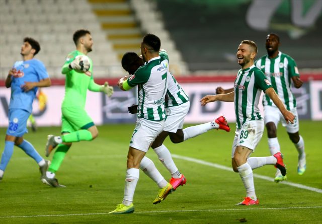Konyaspor nefes aldı!