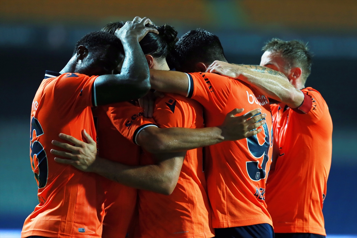 Başakşehir şampiyonluk yolunda dolu dizgin!