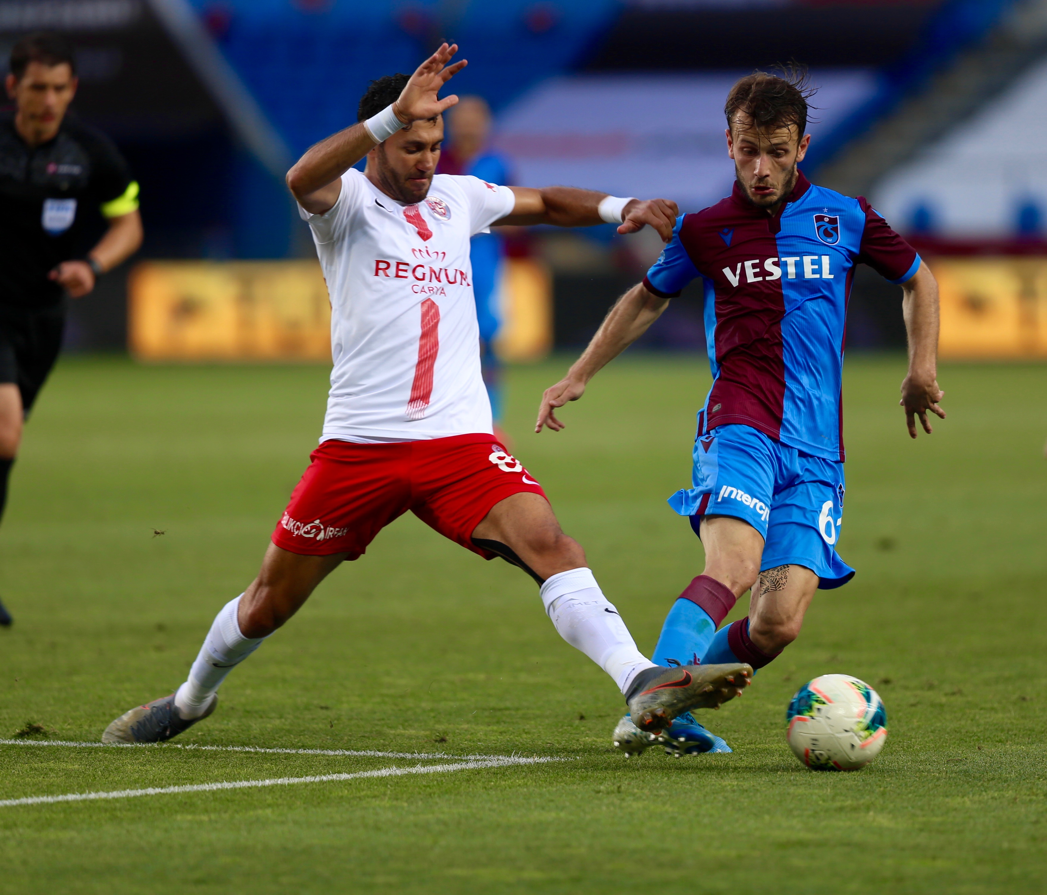 Trabzonspor evinde Antalyaspor ile berabere kaldı!