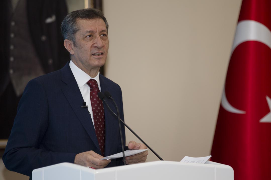 Bakan Selçuk: Okulların açılması ülkenin gündemi olmak zorunda