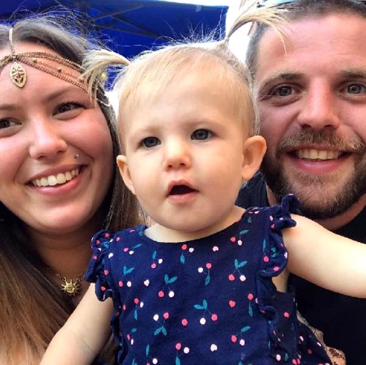 17 aylık bebek, 2 pitbull tarafından parçalanarak öldürüldü!