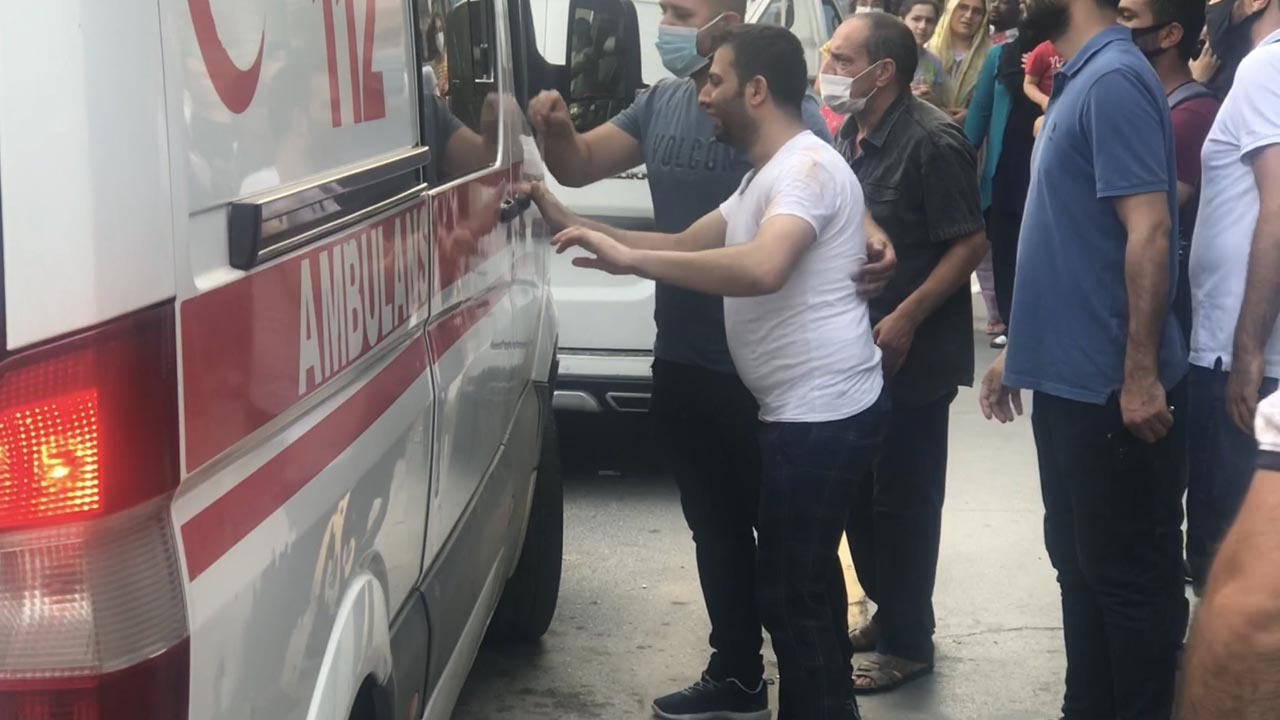 Nefes alamayan oğlunu kucağına alıp koşan baba yürekleri dağladı!