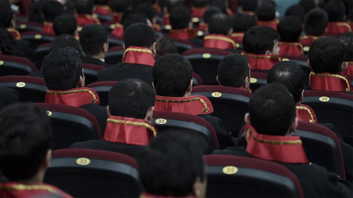 HSK, 26 hakim ve savcıyı görevden uzaklaştırdı