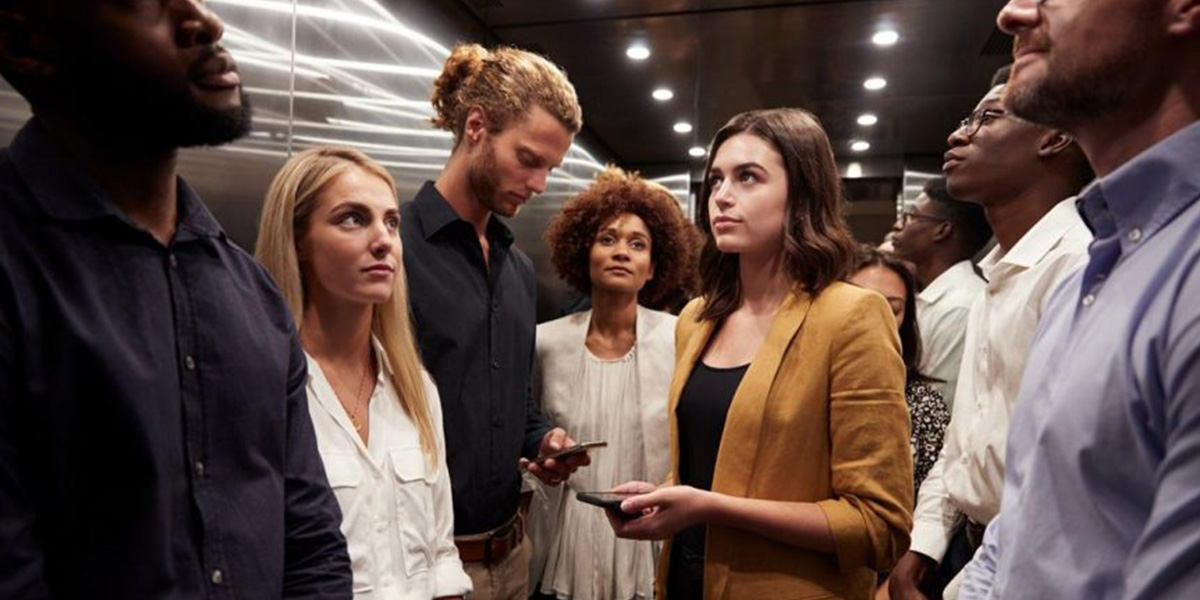 Bir kişi asansördeki 71 kişiye koronavirüs bulaştırdı