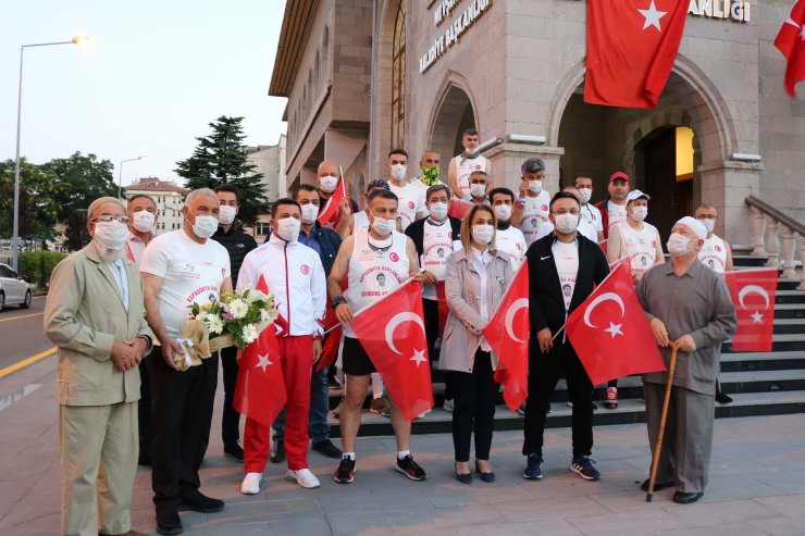 Ömer Halisdemir için koştular