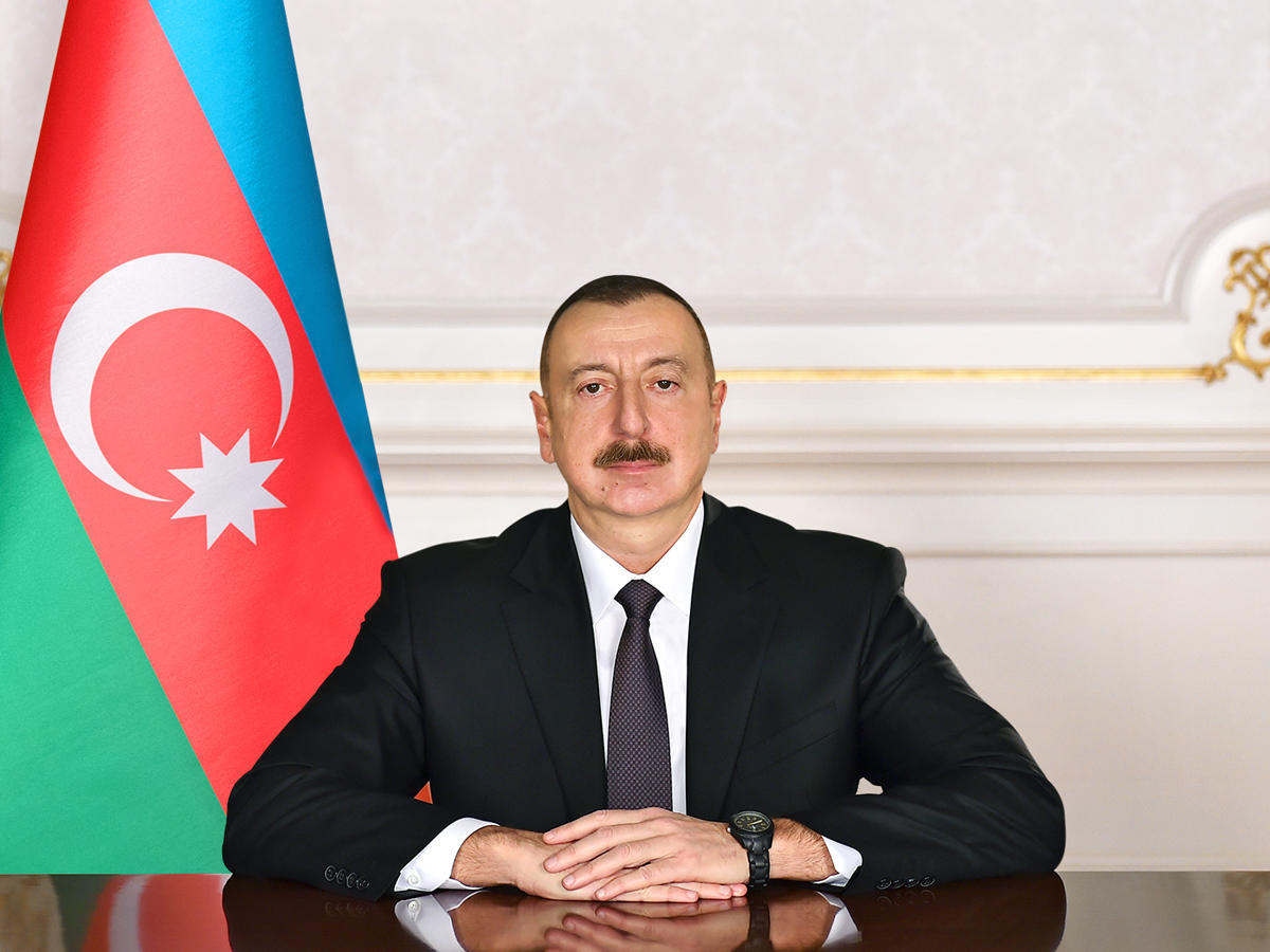 İlham Aliyev Azerbaycan'da Dışişleri Bakanı Elmar Mamedyarov görevden alındı