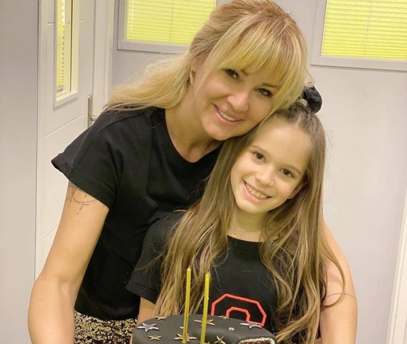 Pınar Altuğ'un paylaşımına kayınvalidesinden yorum!