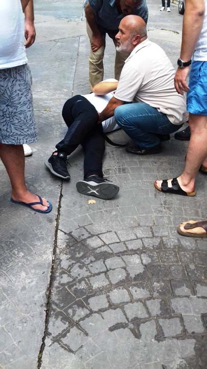 Gazeteci husumetli olduğu kişiyi kurşun yağmuruna tuttu!