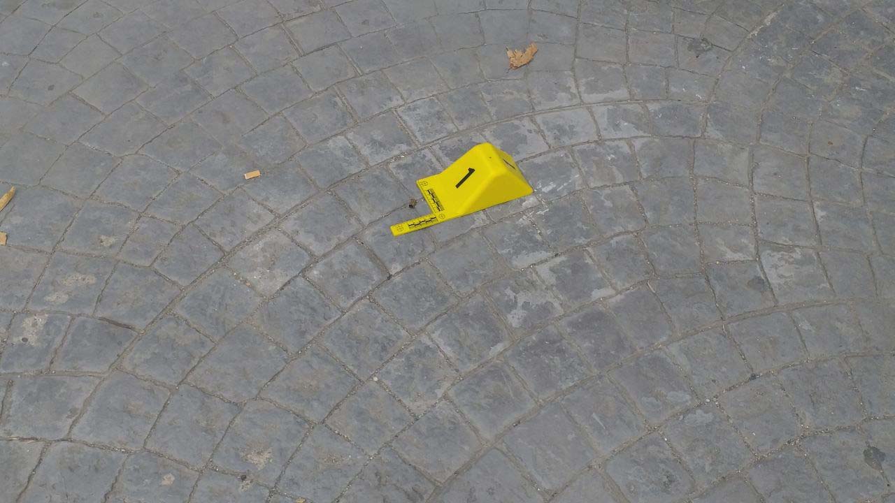 Gazeteci husumetli olduğu kişiyi kurşun yağmuruna tuttu!