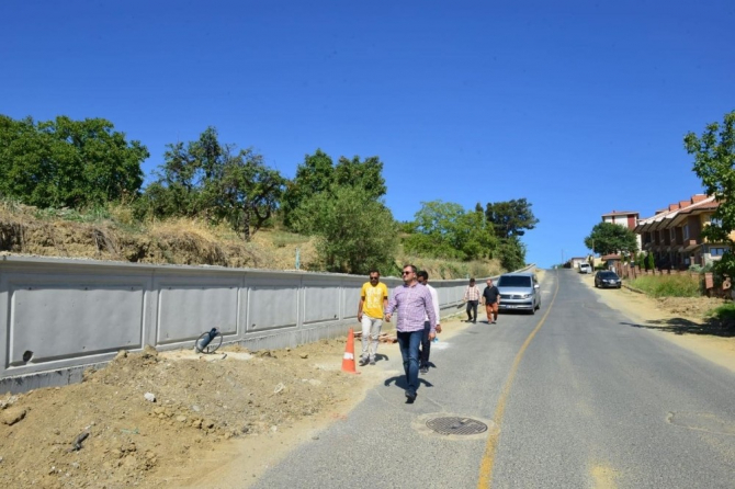 Süleymanpaşa’da yol atağı sürüyor