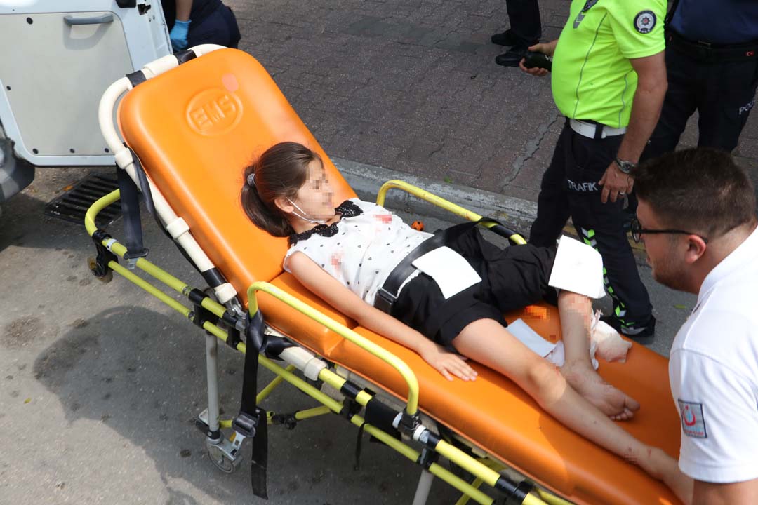 Adana Adliyesi'nde motosikletli saldırgan dehşet saçtı! 6 yaralı 