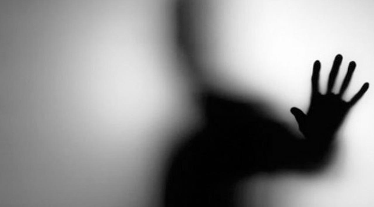 14 yaşındaki erkek çocuğunu stüdyoda taciz eden sapık radyocu tutuklandı!