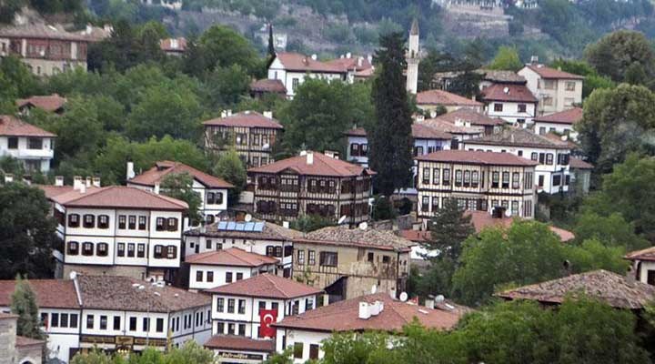 Bir ilimizde toplu bayramlaşmalar yasaklanıyor!