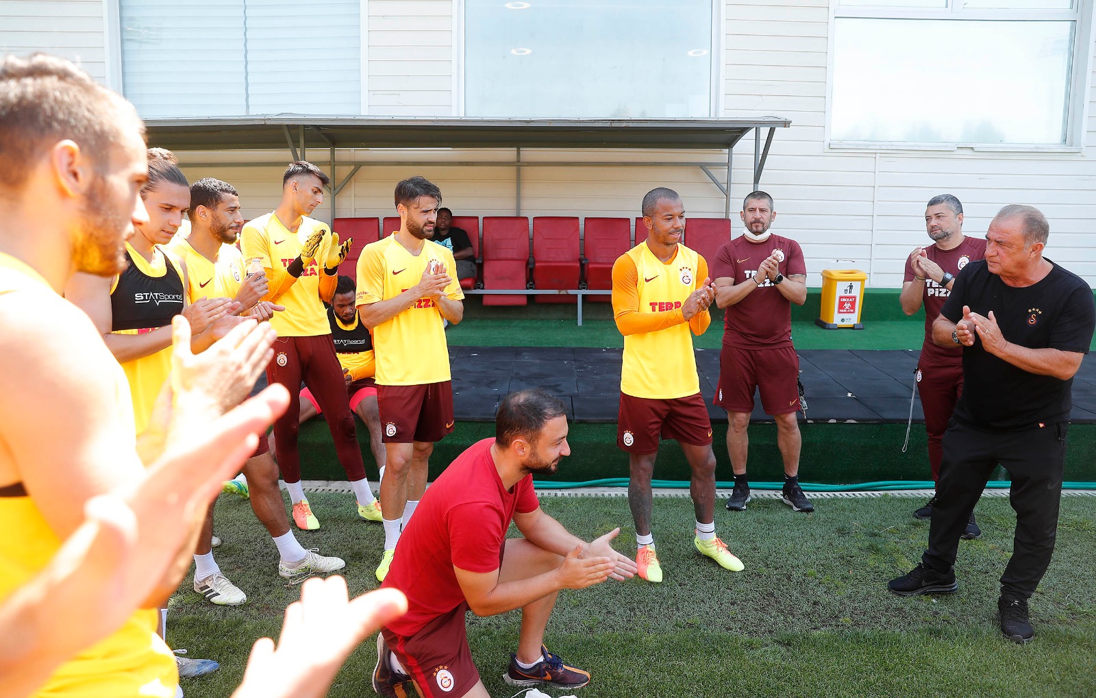 Galatasaray'da o isimler yollar ayrıldı!