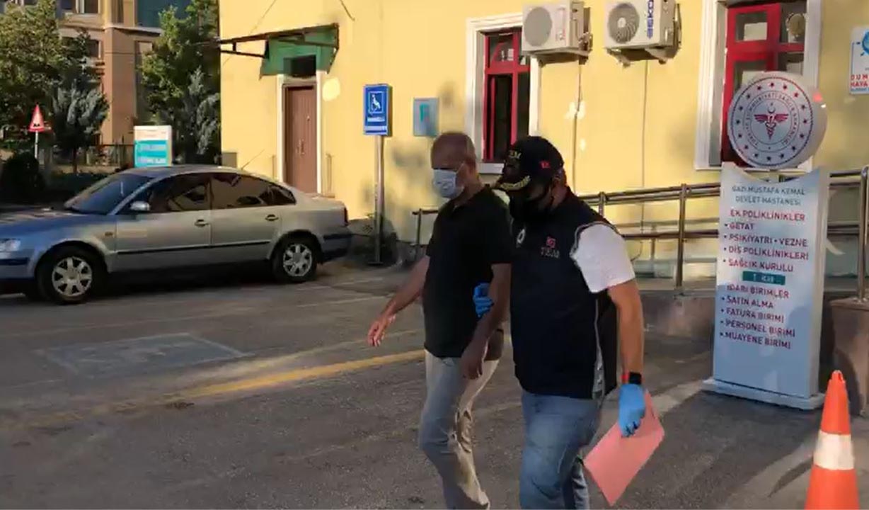 FETÖ'ye 12 ilde eş zamanlı operasyon! 14 kişi yakalandı