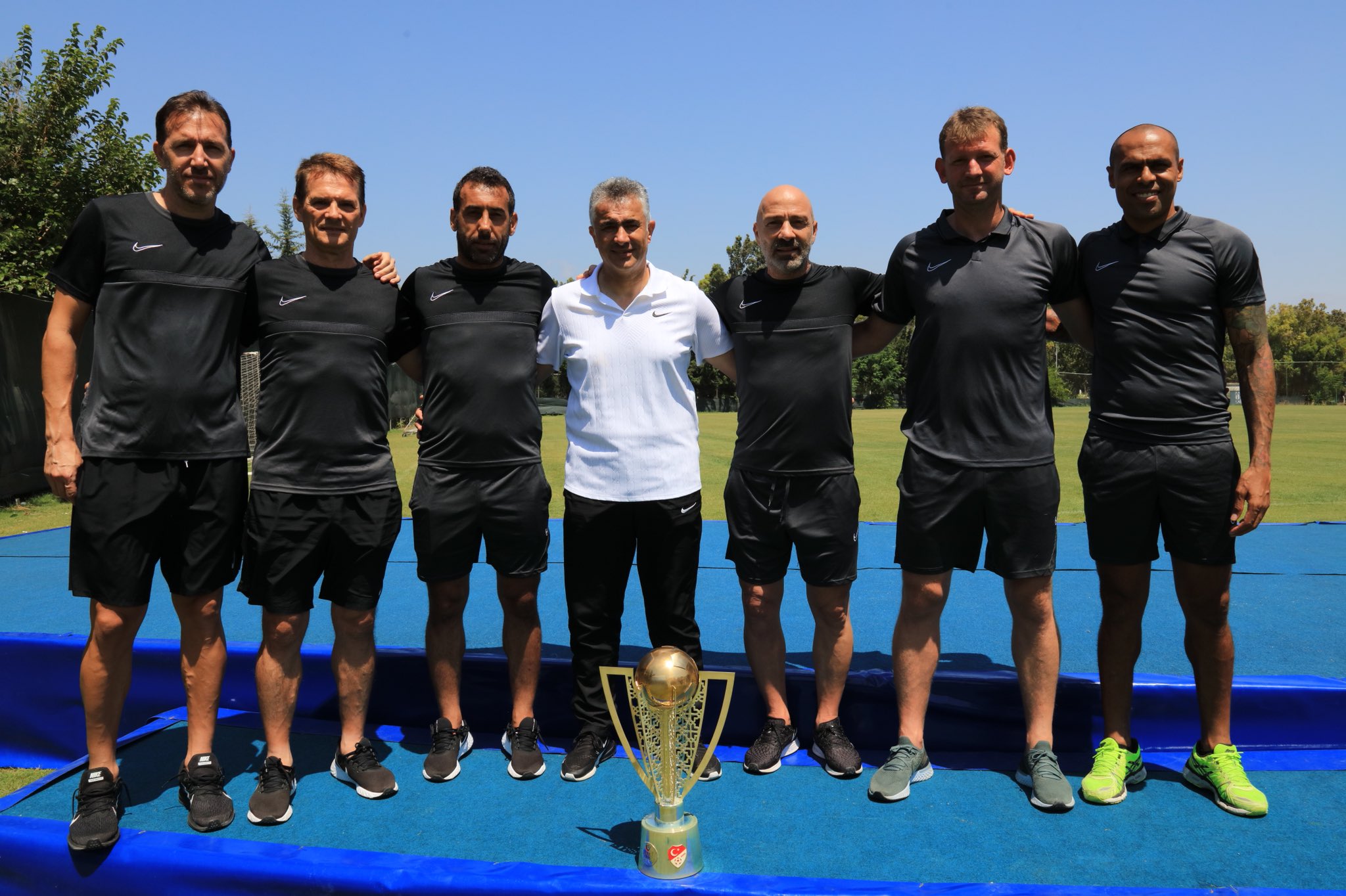 Hatayspor'da Mehmet Altıparmak ile yollar ayrıldı!