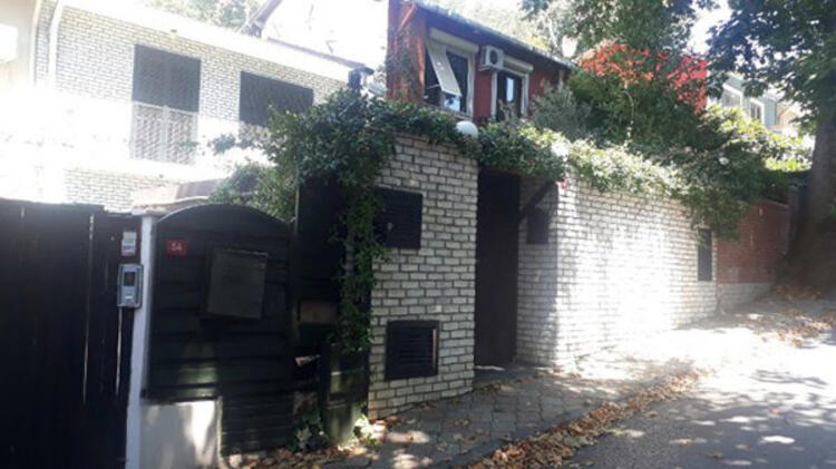 Ozan Güven tepkilerden sonra evini terk etti!