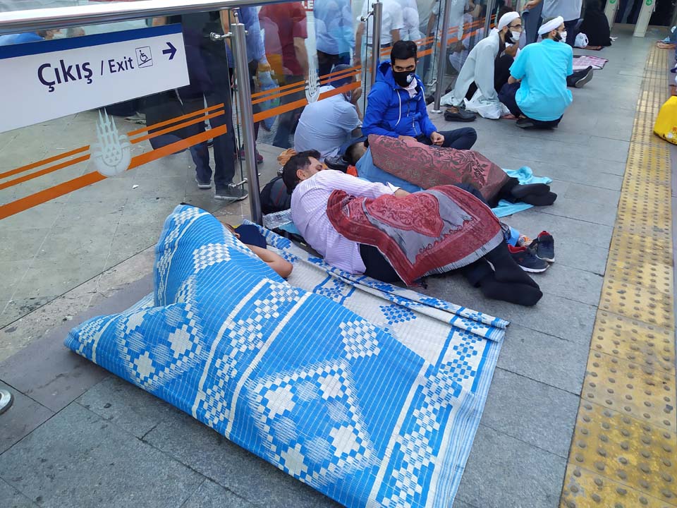 Ayasofya'nın açılışı için vatandaşlar erken saatlerde yola koyuldu!