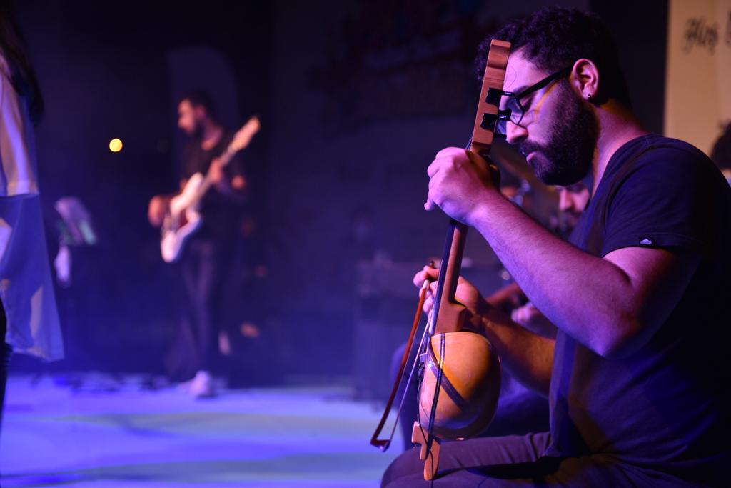 Tuzla Gençlik Merkezi öğrencileri şarkılarıyla dinleyenleri mest etti!