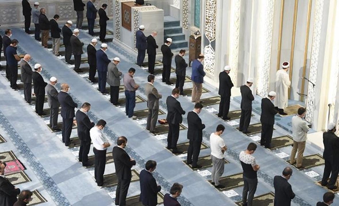 Kurban Bayramı tekbir nasıl alınır?