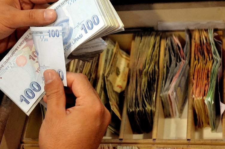 Bakan Selçuk açıkladı: Emekliye 11 milyar lira ikramiye ödedik
