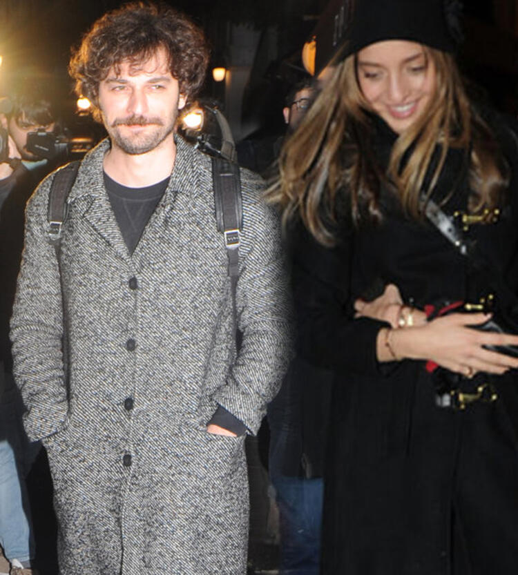 Birkan Sokullu'dan yeni sevgilisi ile aşk pozu!