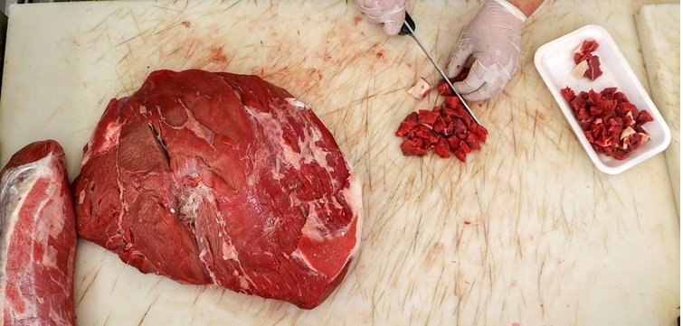 Uzmanlar uyardı! Kurban etini oda sıcaklığına gelmeden dolaba koymayın!