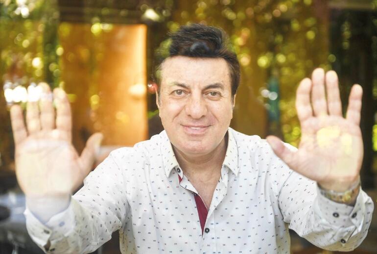 Coşkun Sabah kızı Roza Sabah mayolu fotoğraf paylaşınca İnstagramını kapattırdı!