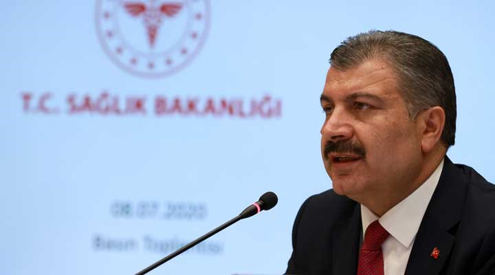 Sağlık Bakanı Koca uyardı: 'Yeniden ciddi kısıtlamalar getirmeden vatandaşlarımız rehavetten kurtulsun'