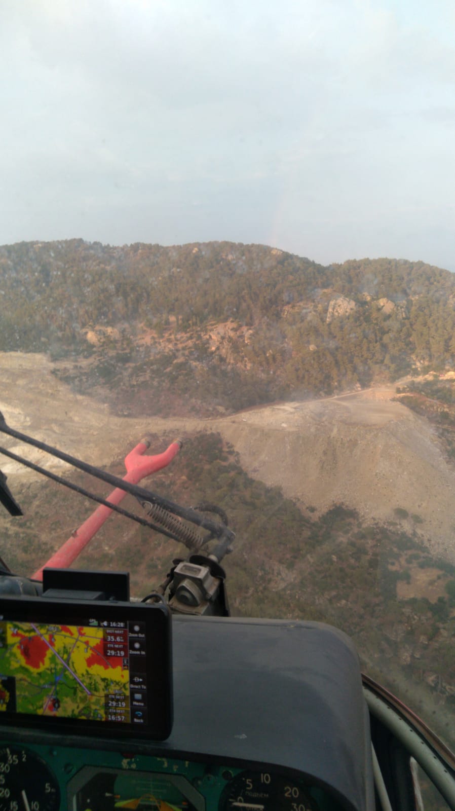 Aydın'dan Muğla'ya sıçrayan yangın kontrol altına alındı
